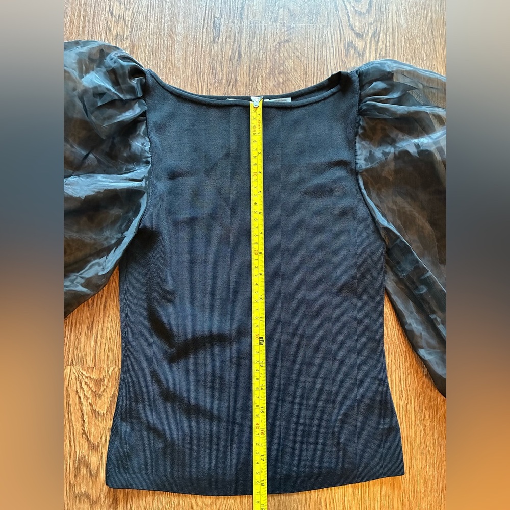 Alice + Olivia NWT Black Abella Sheer Puff-Sleeve Top - Size M - Picture 12 of 13